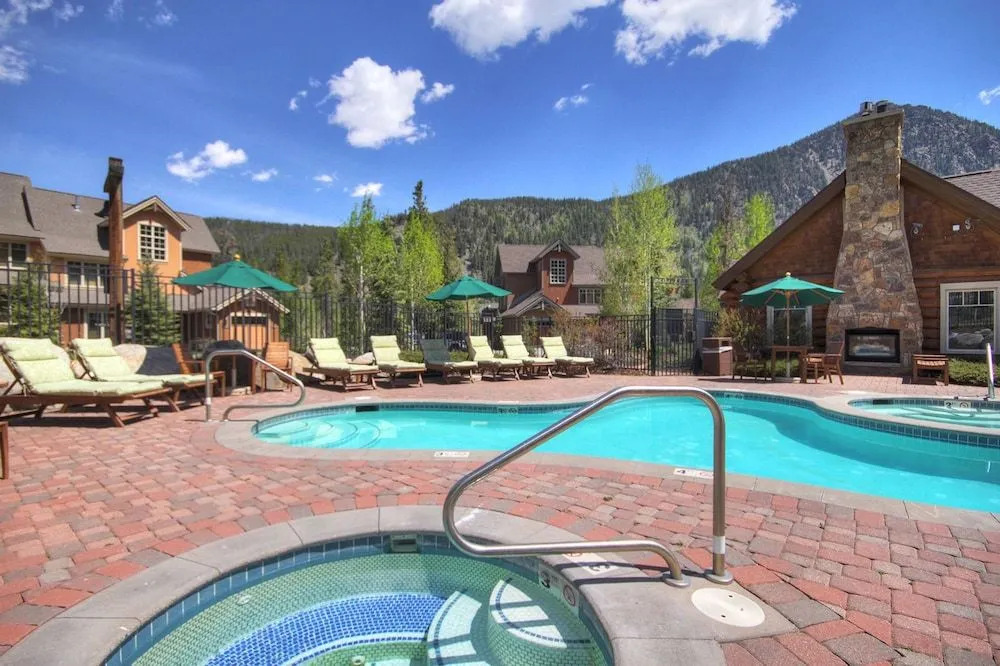 6526 Settlers Creek by RedAwning — 4-Star Luxury Hotel in Keystone, United States