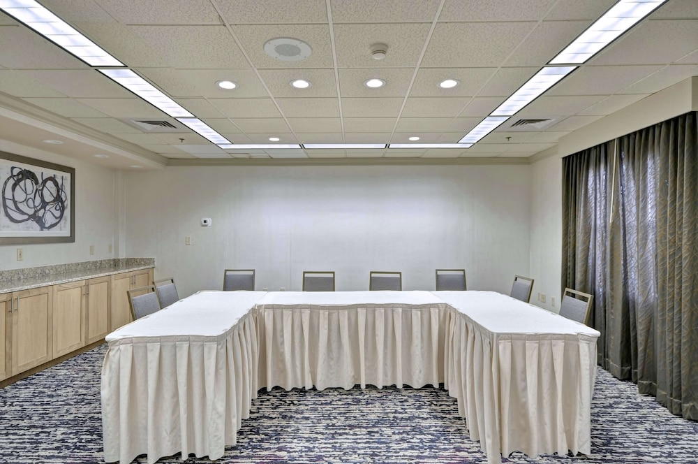 Homewood Suites by Hilton Boston Peabody - photo 38