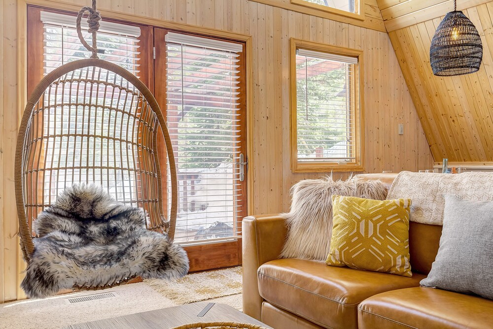 The Fox A Frame An Intimate Mountain Retreat - photo 20