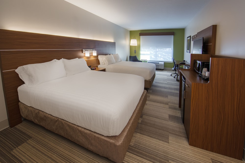 Holiday Inn Express Gatlinburg Downtown by IHG - photo 31