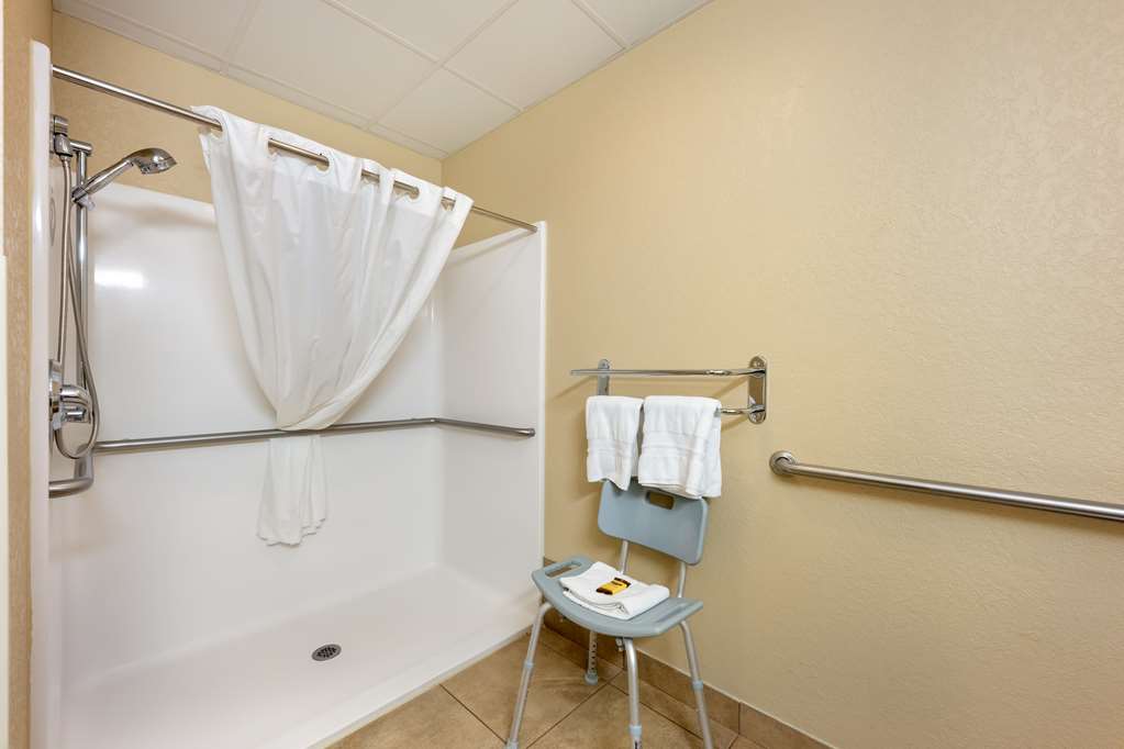 Best Western Plus Mid Nebraska Inn & Suites - photo 21