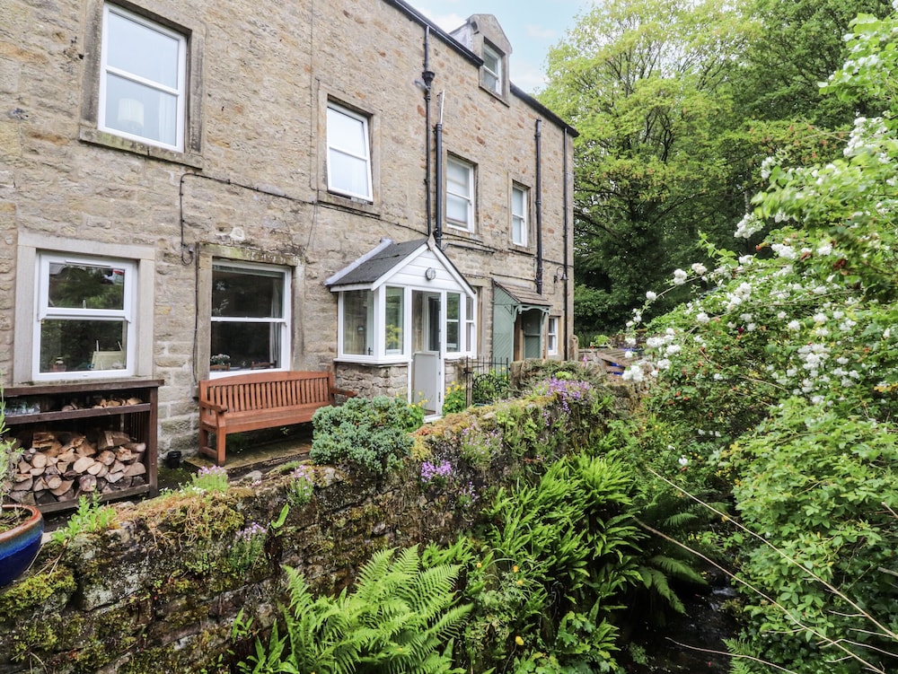 Bridgend Cottage — 4-Star Luxury Hotel in Skipton, United Kingdom