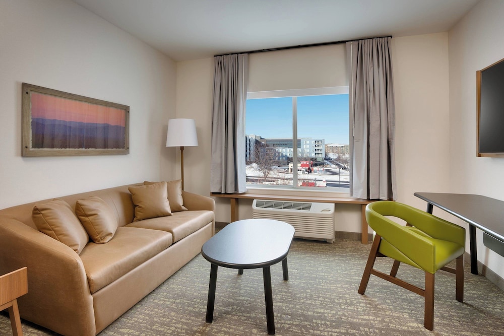 Fairfield Inn & Suites Denver West federal Center - photo 16