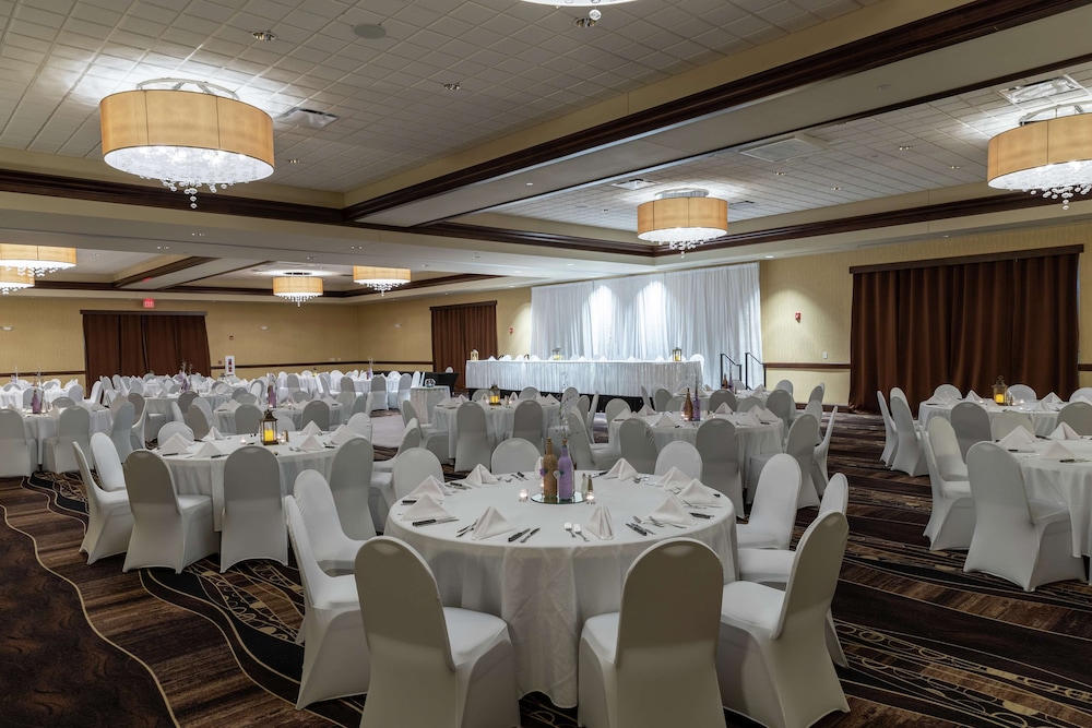 Hilton Garden Inn Des Moines West - featured photo