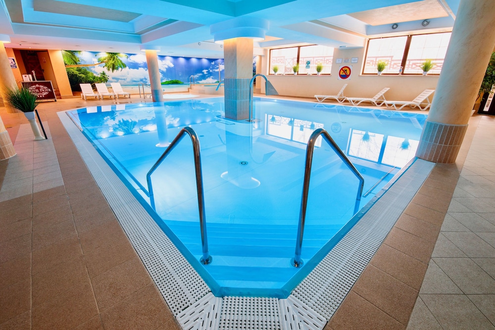 Hotel Piotr Spa Wellness — Boguszow Gorce