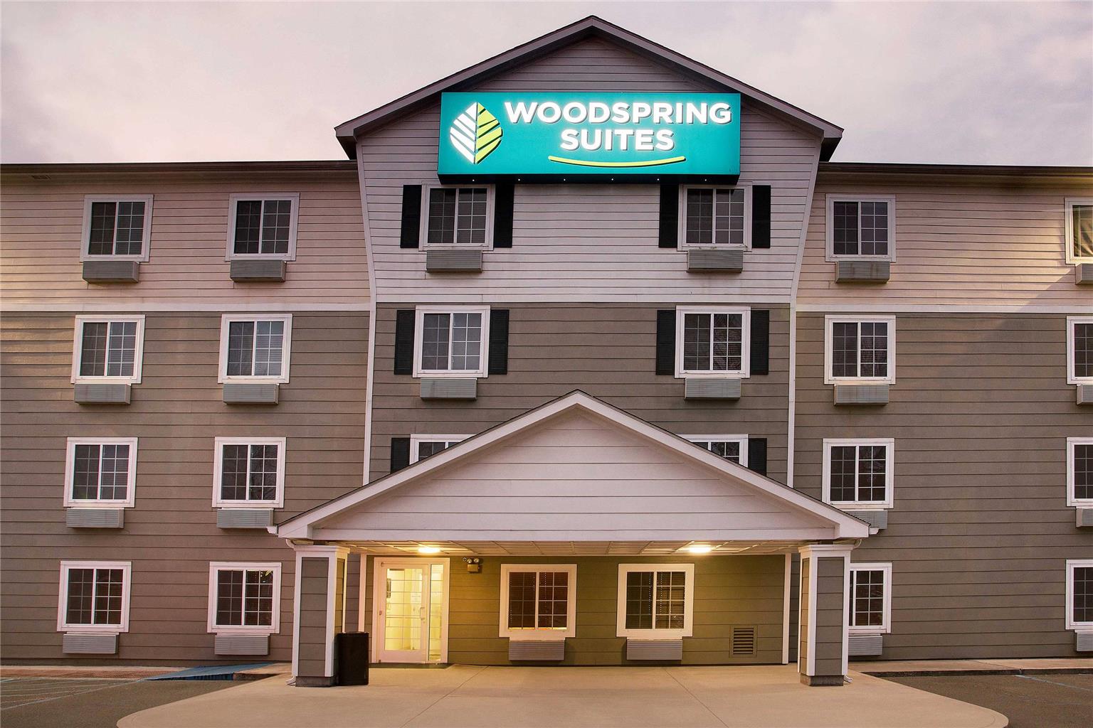 WoodSpring Suites Baton Rouge Airline Highway in Baton Rouge, United States