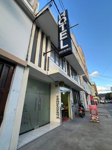 Hotel Buenos Aires in Pasto, Colombia