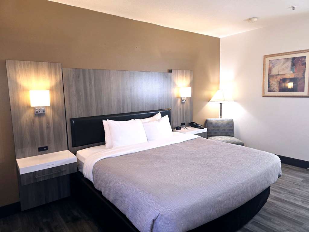 Quality Inn & Suites Longview Kelso - photo 9