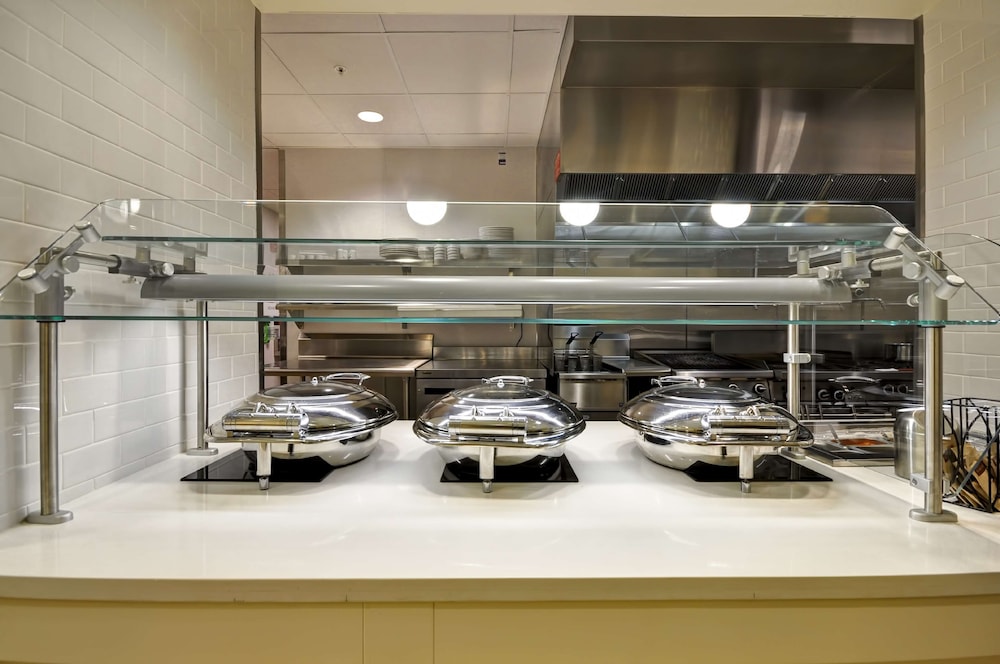 Hilton Garden Inn Detroit Troy - photo 25
