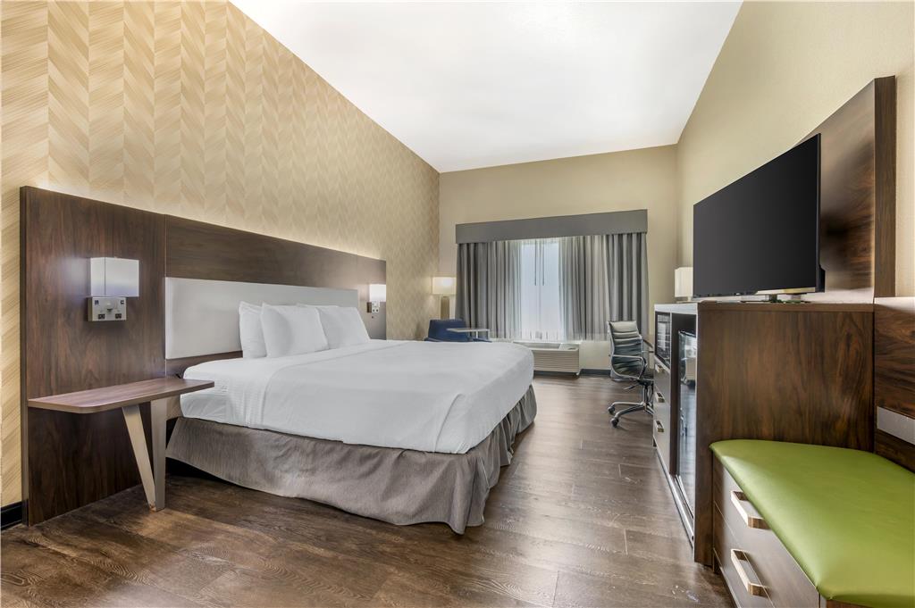 Best Western Plus Parkside Inn & Suites - photo 19