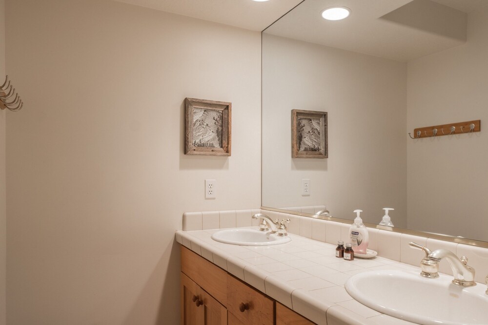 Abode in Deer Lake Village at Deer Valley - photo 20
