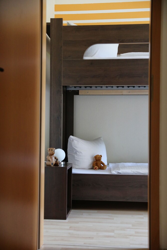 Childrens Theme Room