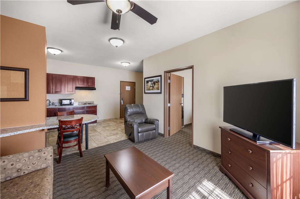 Best Western North Edge Inn - photo 16