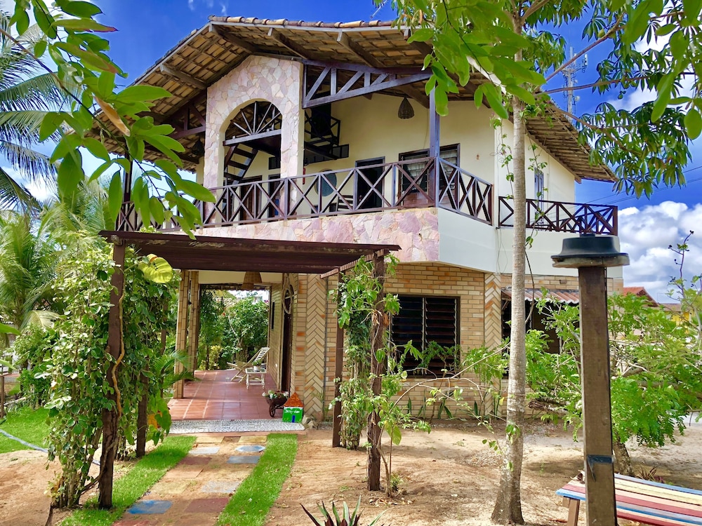 Pousada Pipa Beach House — hotel in Ares