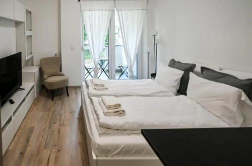 Elisabeth Residence 102 with parking — 4-Star Luxury Hotel in Budapest, Hungary