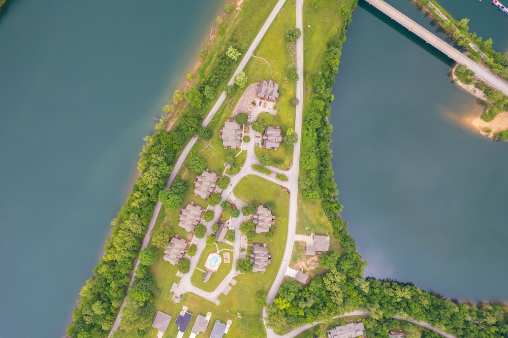 Table Rock Landing Resort - photo 32