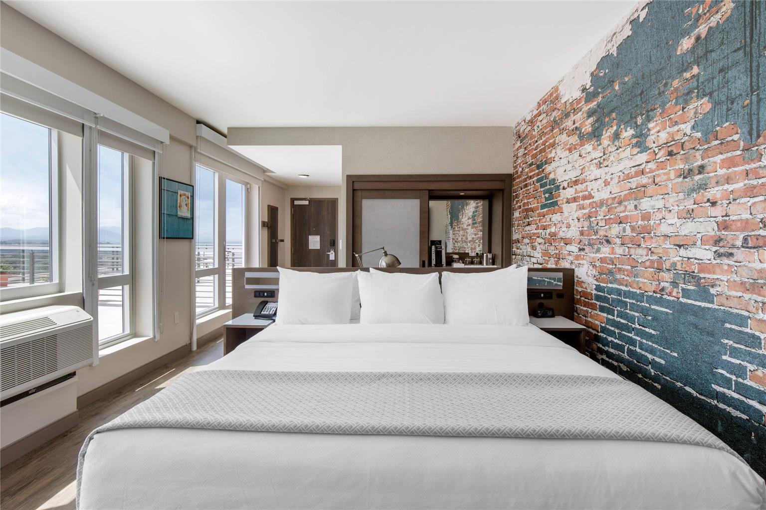 Cambria Hotel Downtown Asheville - photo 19
