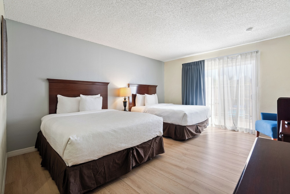 Quality Hotel Americana Nogales - photo 15