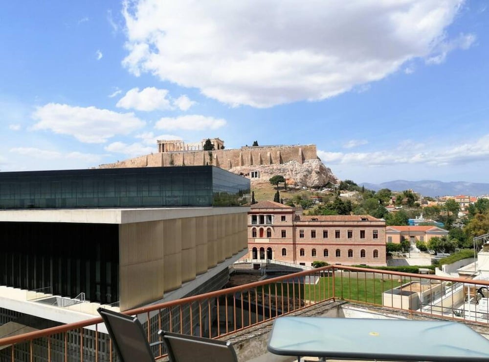 Acropolis Museum Grand Apartment — 4-Star Luxury Hotel in Athens, Greece