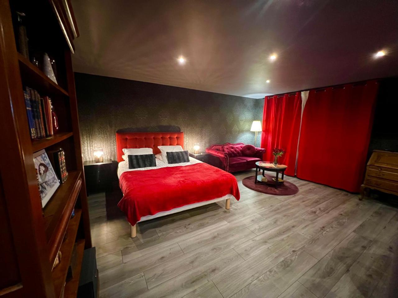 L'escape — 4-Star Luxury Hotel in Calais, France