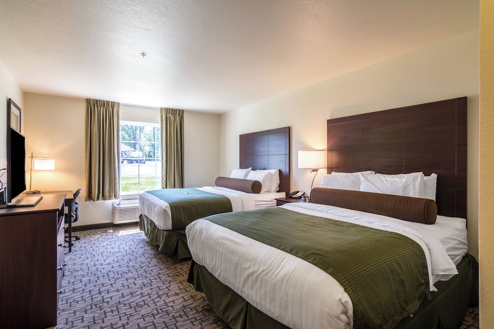 Cobblestone Inn & Suites Barron - photo 17
