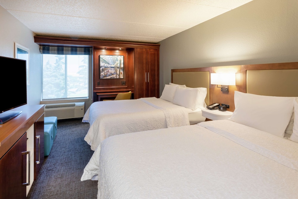 Hampton Inn by Hilton Minneapolis Eagan - photo 14