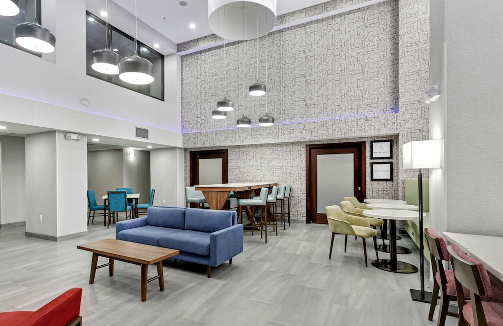Hampton Inn Houston Pearland - photo 4