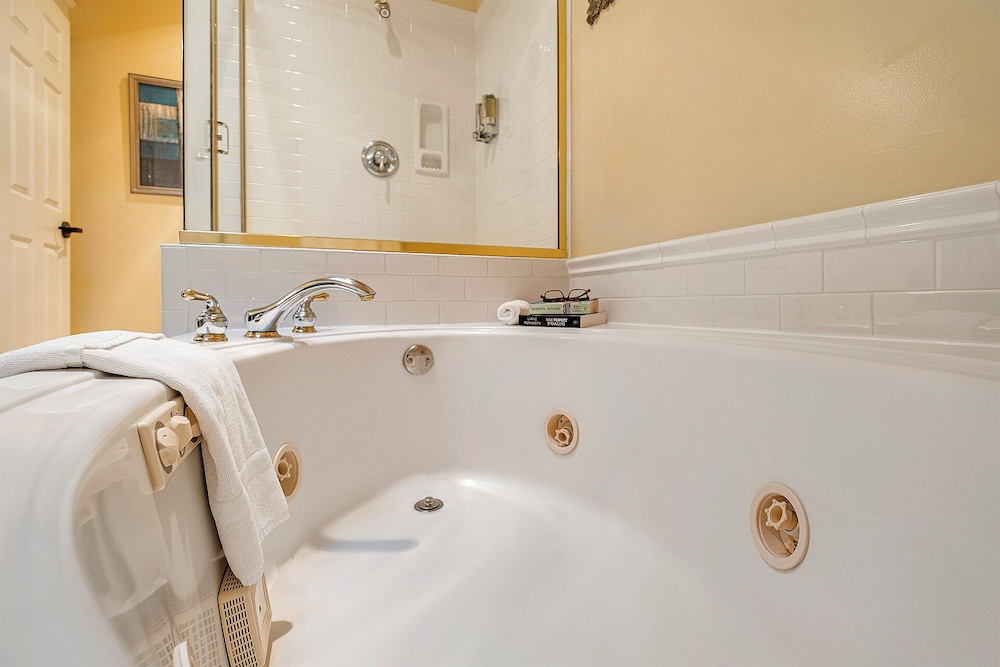 The Orenco Station Hotel - photo 129