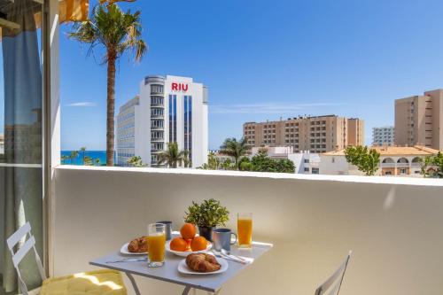 Erisa 52 by Ivi Real Estate - carbon neutral hotel in Torremolinos