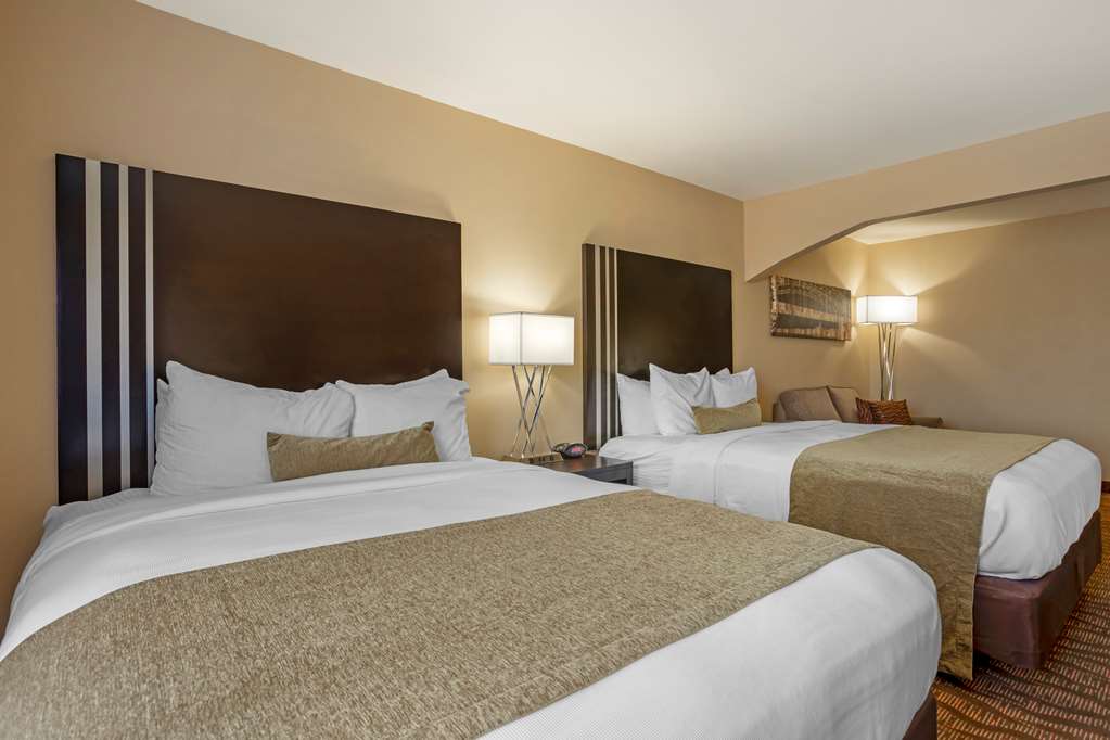 Best Western Plus Capital Inn - photo 22