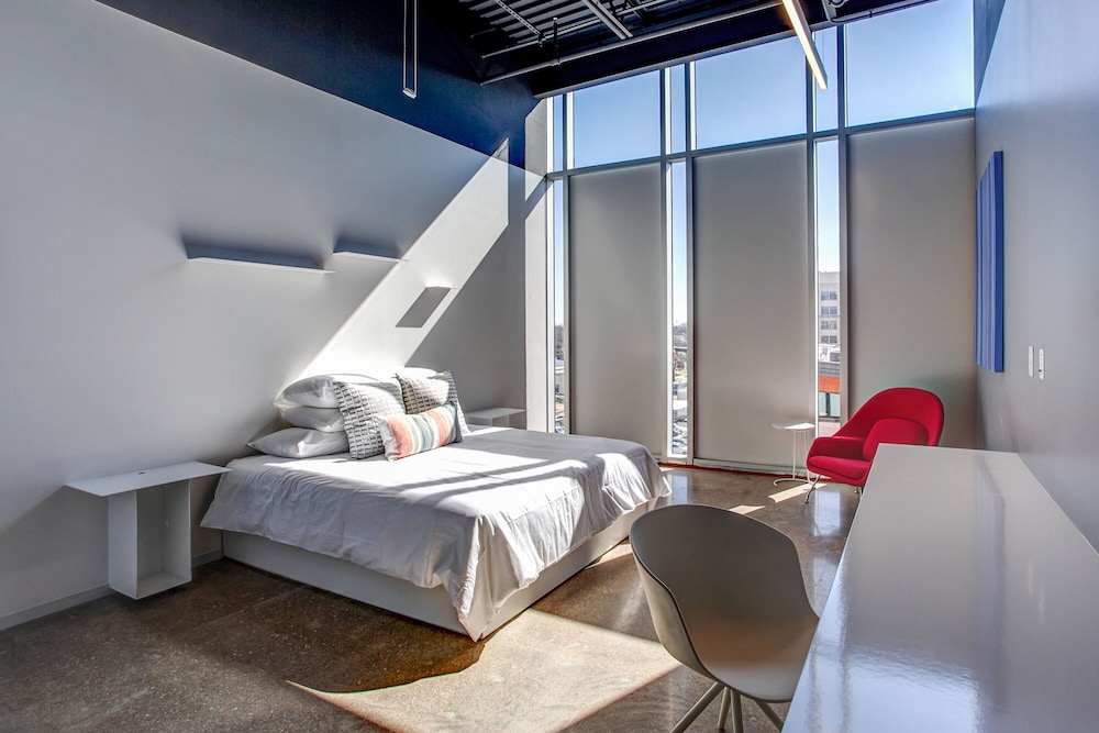 Hotel Revel - photo 2