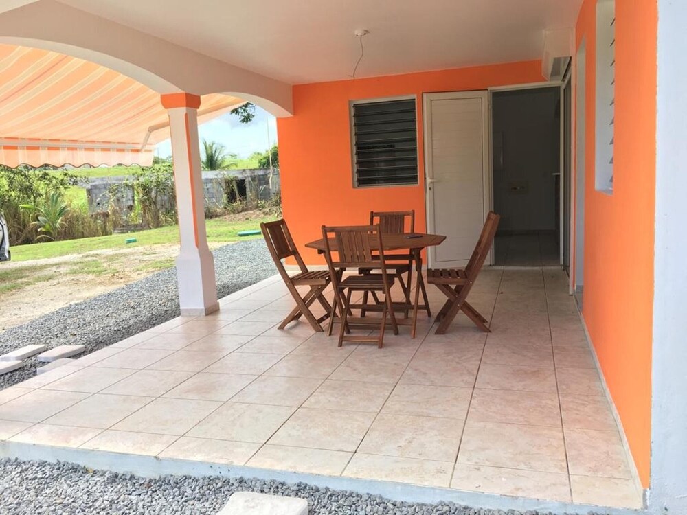 House With 2 Bedrooms in Sainte anne With Enclosed Garden and Wifi — 4-Star Luxury Hotel in Sainte-Anne, Guadeloupe