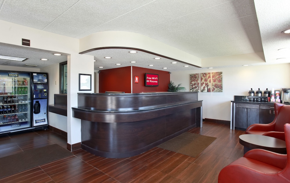 Red Roof Inn Michigan City - photo 17