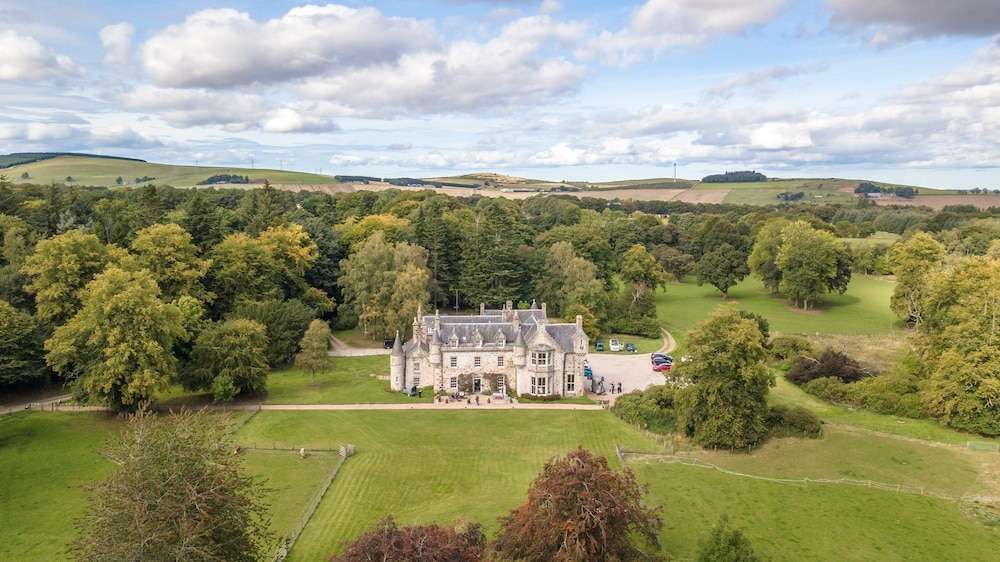 Wardhill Castle — 5-Star Luxury Hotel in Inverurie, United Kingdom