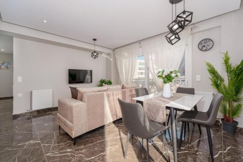 Brand New Building Deluxe Apartments With Parking Nearby Train — 4-Star Luxury Hotel in Athens, Greece