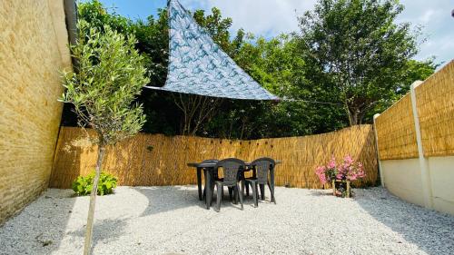 La casita entre mer et campagne - carbon neutral hotel in Douvres-La-Delivrande