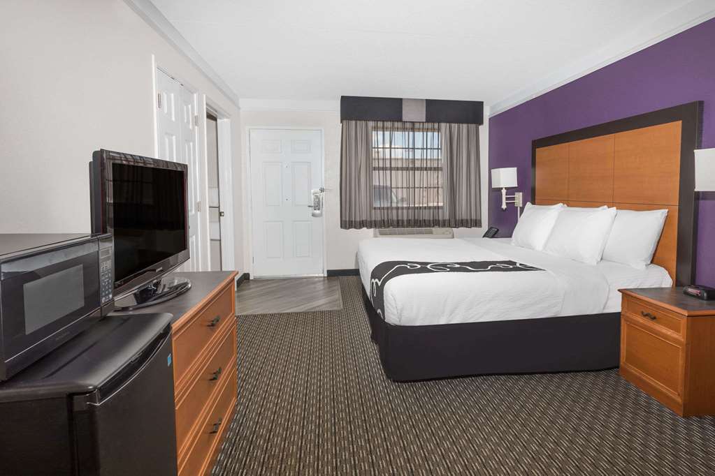 Baymont by Wyndham Greenville Woodruff Rd - photo 10