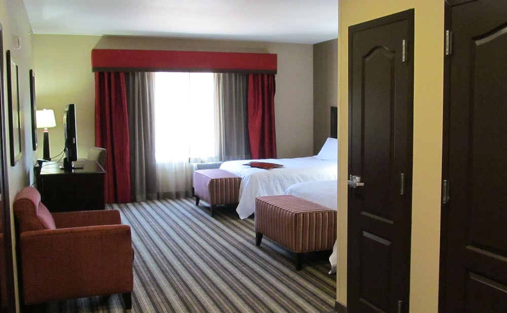 Hampton Inn & Suites Hope - photo 14