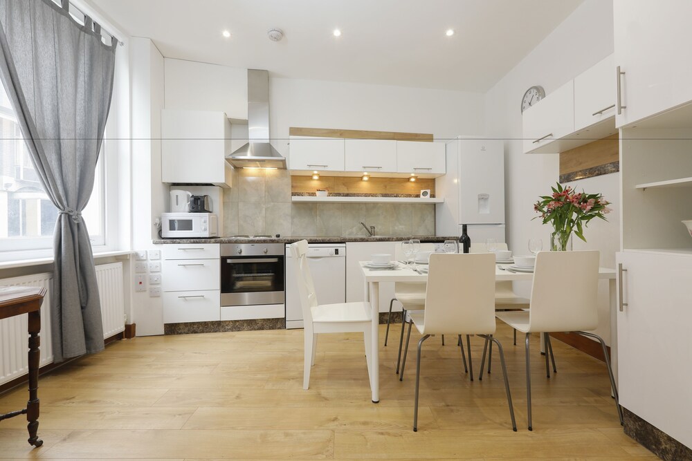 Snel Superior Apartments — 4-Star Luxury Hotel in London, United Kingdom
