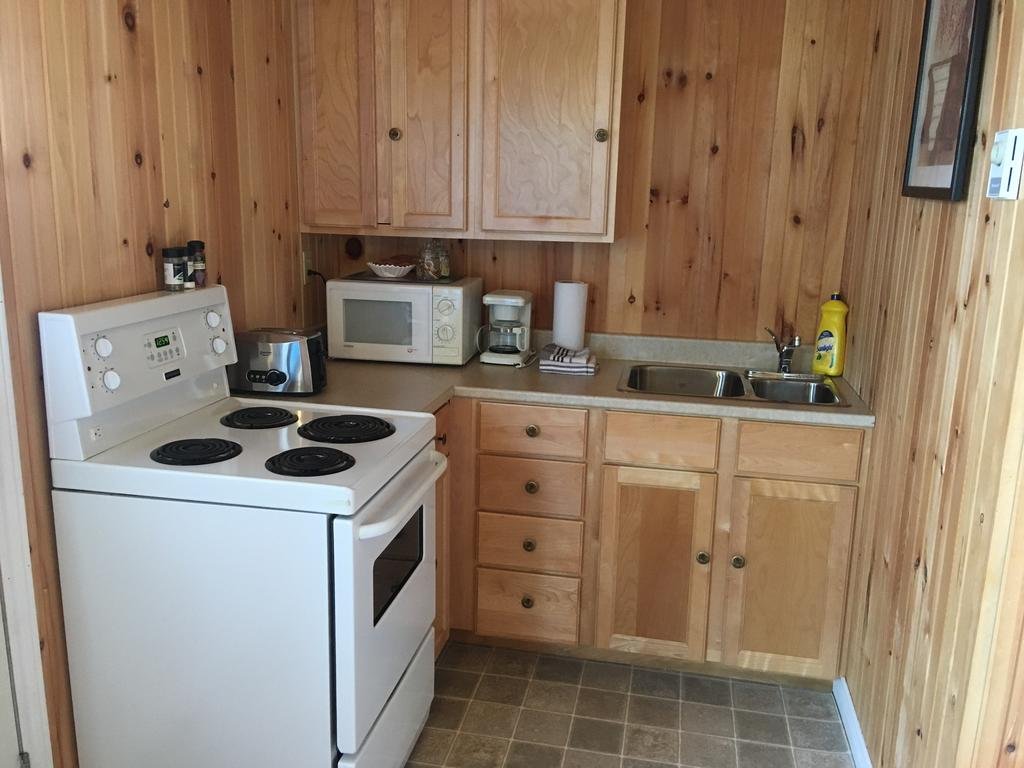 Baywatch Lighthouse Cottages & Motel in Charlottetown, Canada