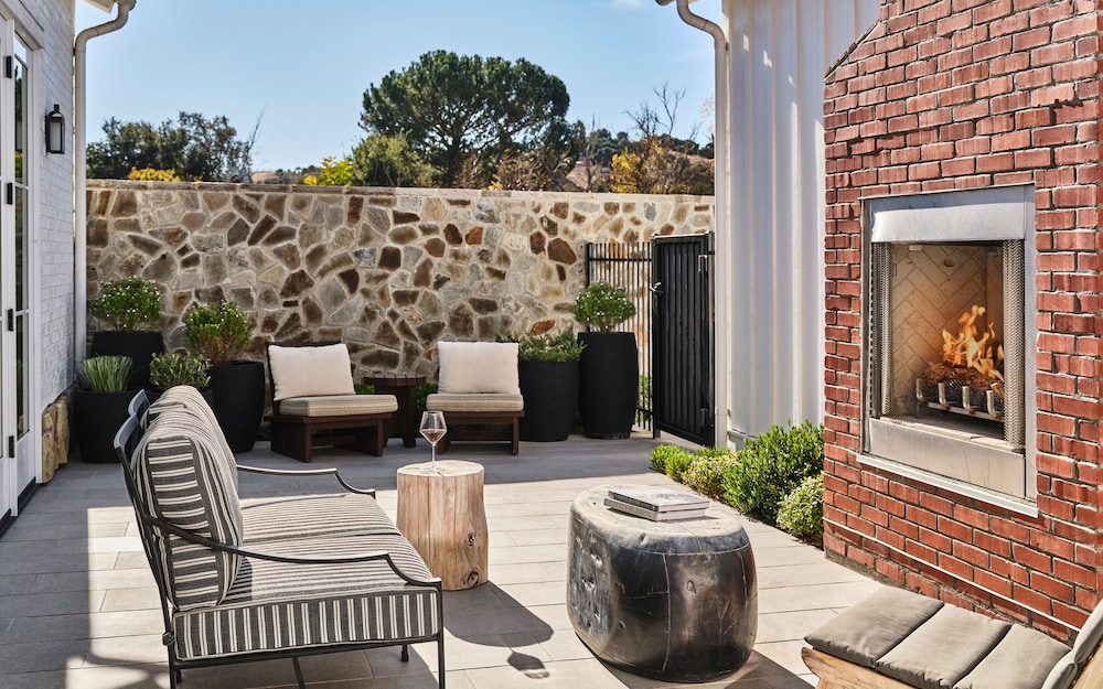 The Inn at Mattei's Tavern Auberge Collection - photo 43