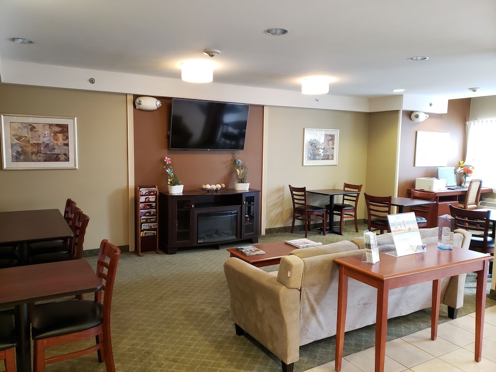 Microtel Inn & Suites by Wyndham Dover - photo 39