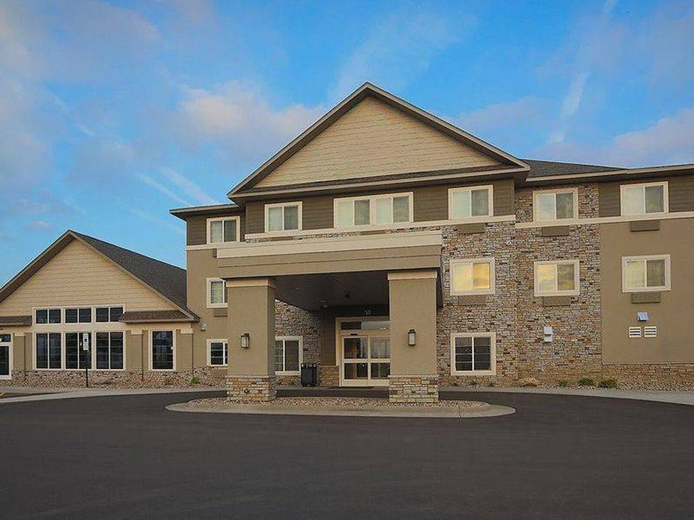 Gateway Park Hotel and Suites Sioux Falls Tea pet-friendly hotel Tea