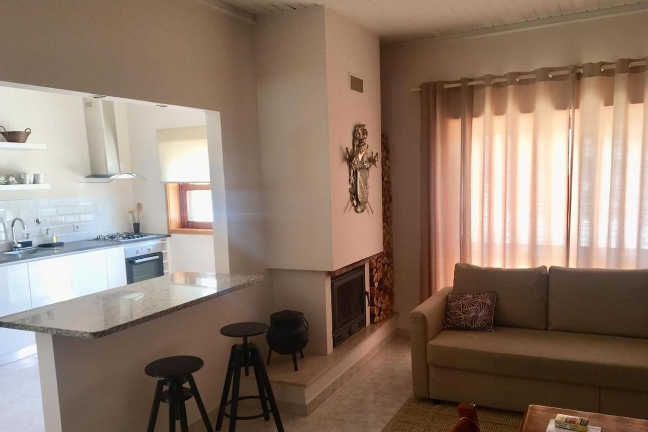 Porto Jones in Vila Nova De Gaia, Portugal