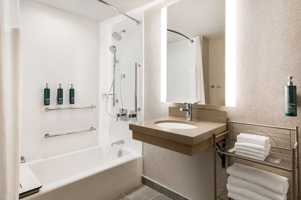 Doubletree by Hilton Columbus Dublin - photo 16