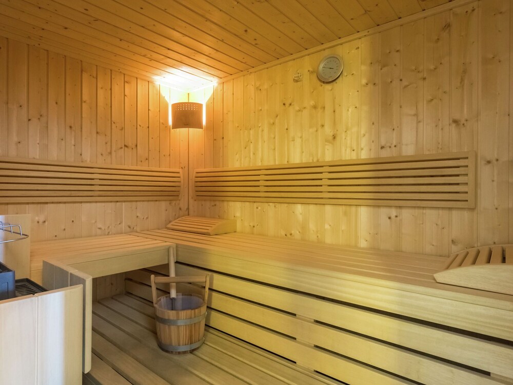 Sonnenalm — 4-Star Luxury Hotel in Mauterndorf, Austria