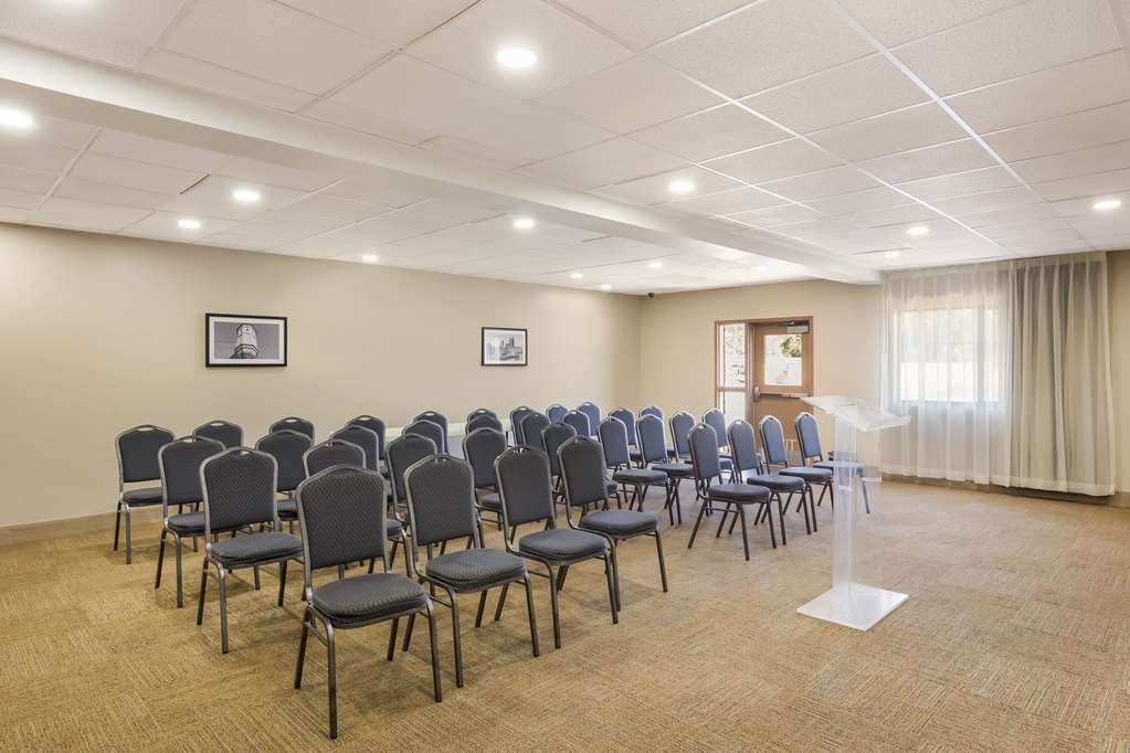 Sleep Inn & Suites North Mobile Saraland - photo 39