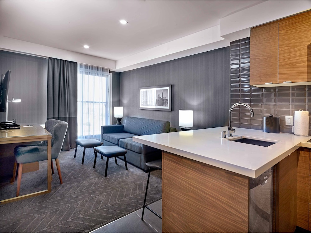 Sandman Signature Plano Frisco Hotel - photo 16