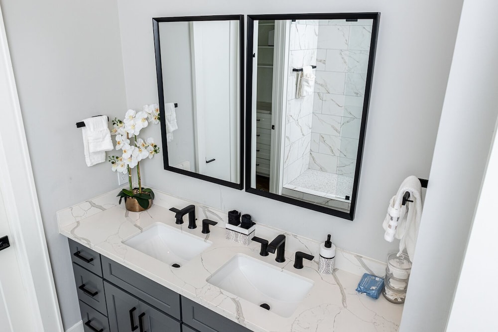 Houston Lux Townhome - photo 40