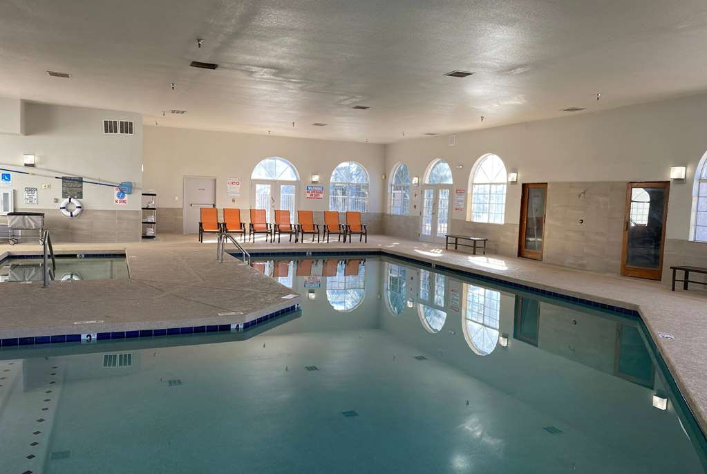La Quinta Inn & Suites by Wyndham Safford Copper Valley - photo 8